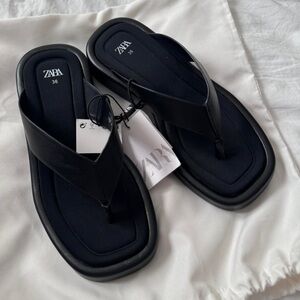 Zara Black Flip Flop Sandals